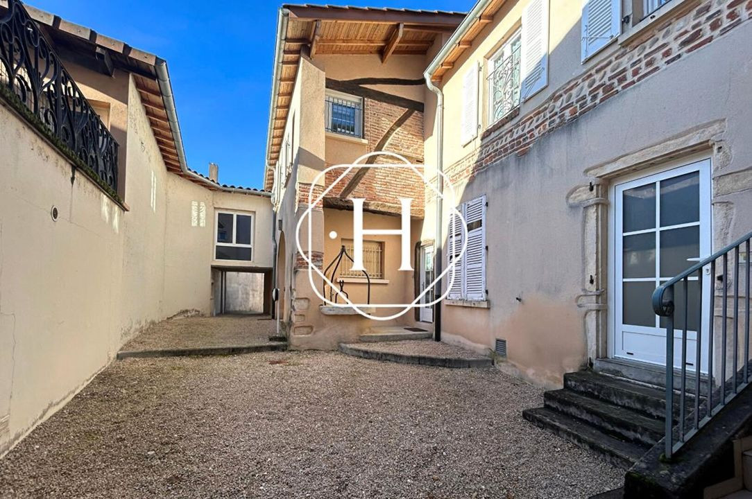 Murs commerciaux / Local professionnel - 94.26m² - Villars Les