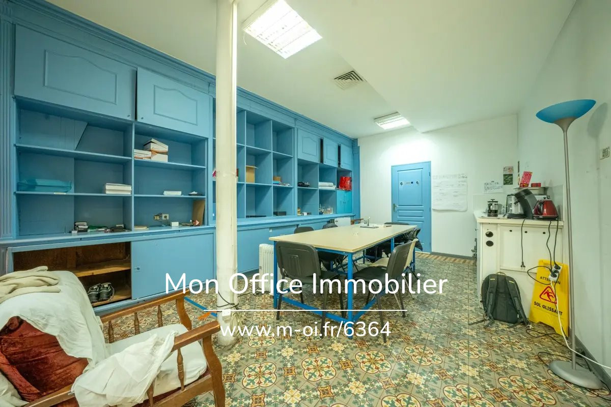 Référence : 6364-CLA. - Local Professionnel dans le quartier de Noailles (13001)