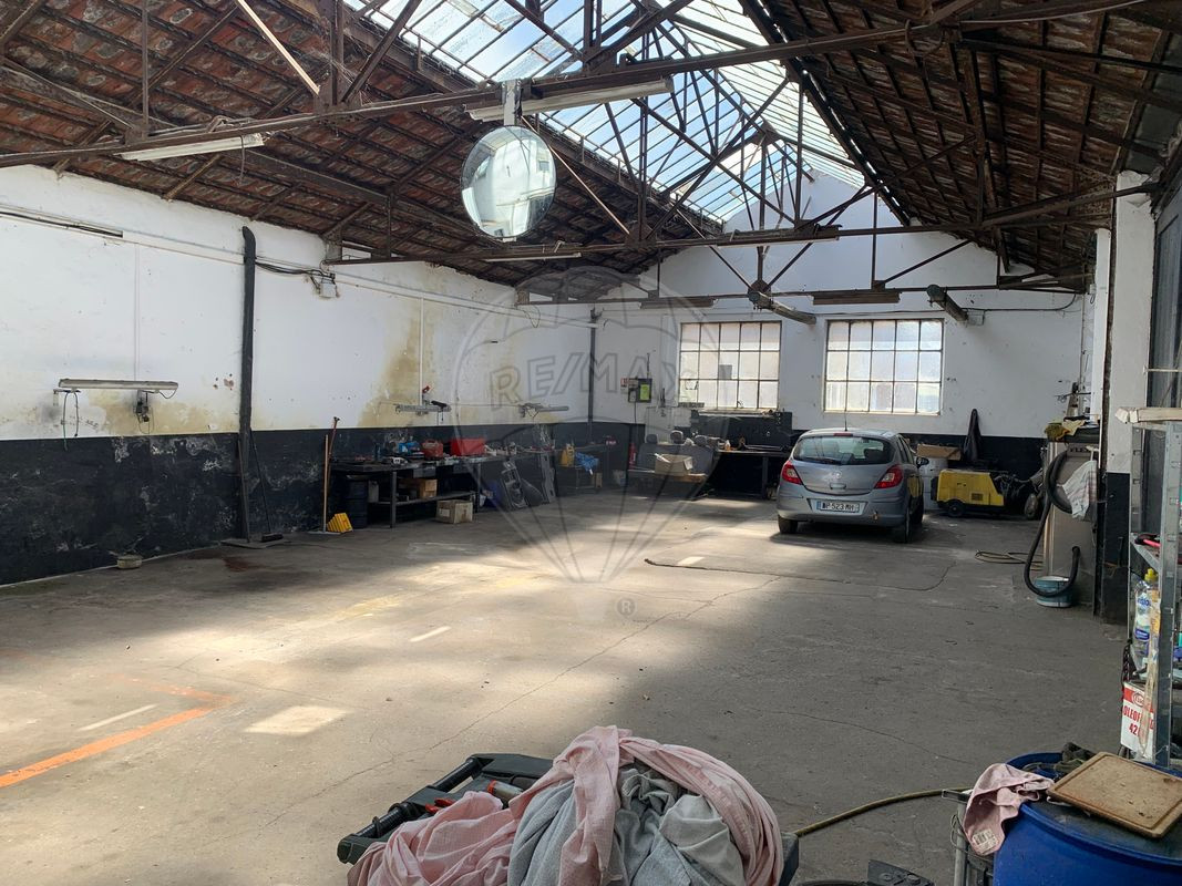 Immeuble 4 chambre(s) à vendre