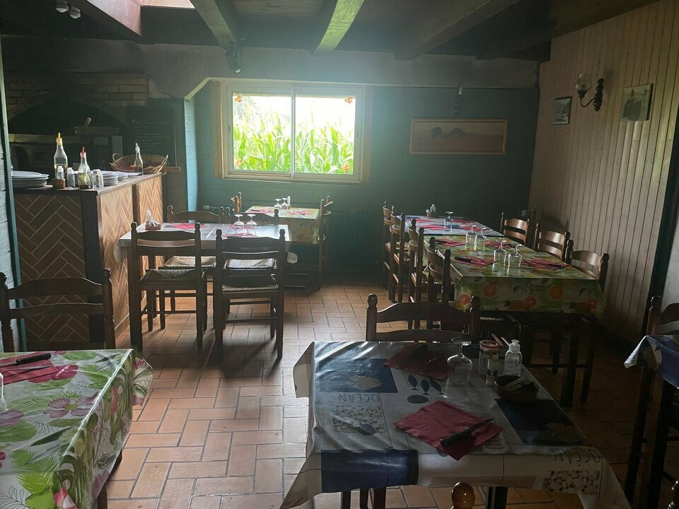 LOCAL COMMERCIAL A VENDRE