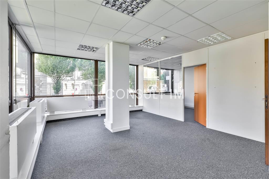 Pont de Saint Cloud, bureaux de 793 m²