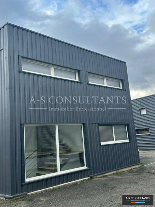 LOCAL PROFESSIONNEL A LOUER