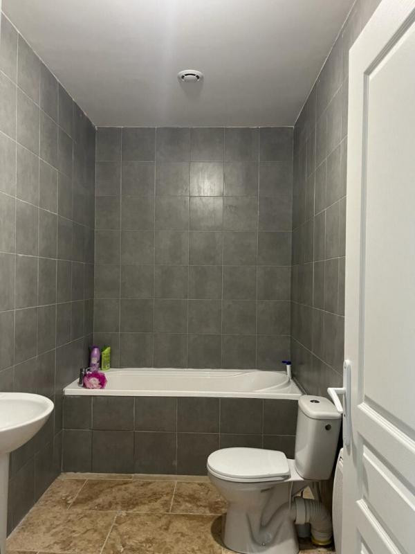Immeuble Marseille 30 pièce(s) 877 m2