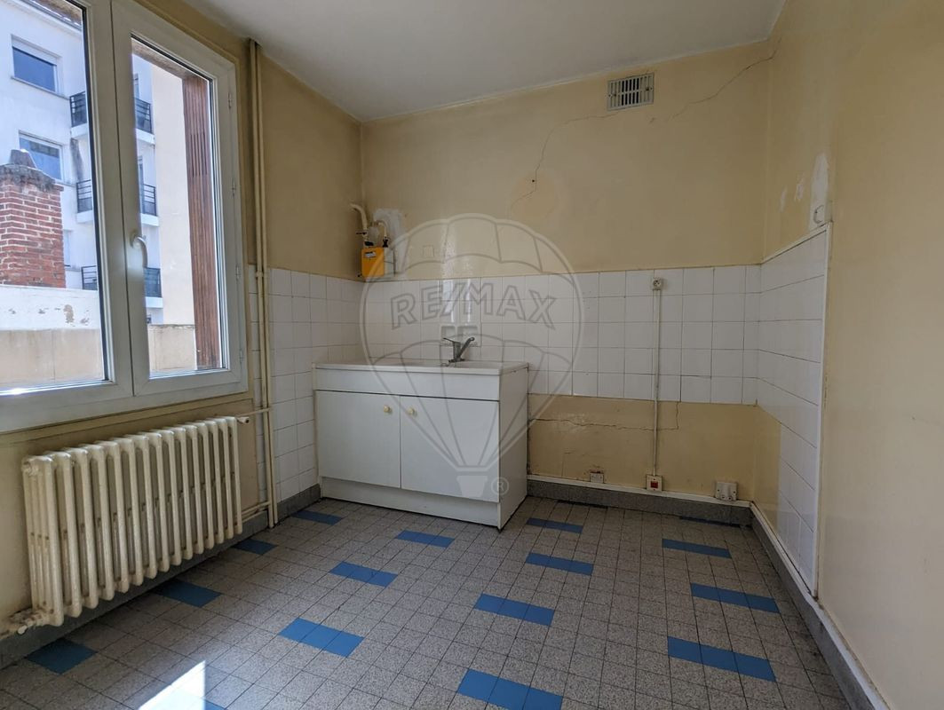 Immeuble 6 chambre(s) à vendre