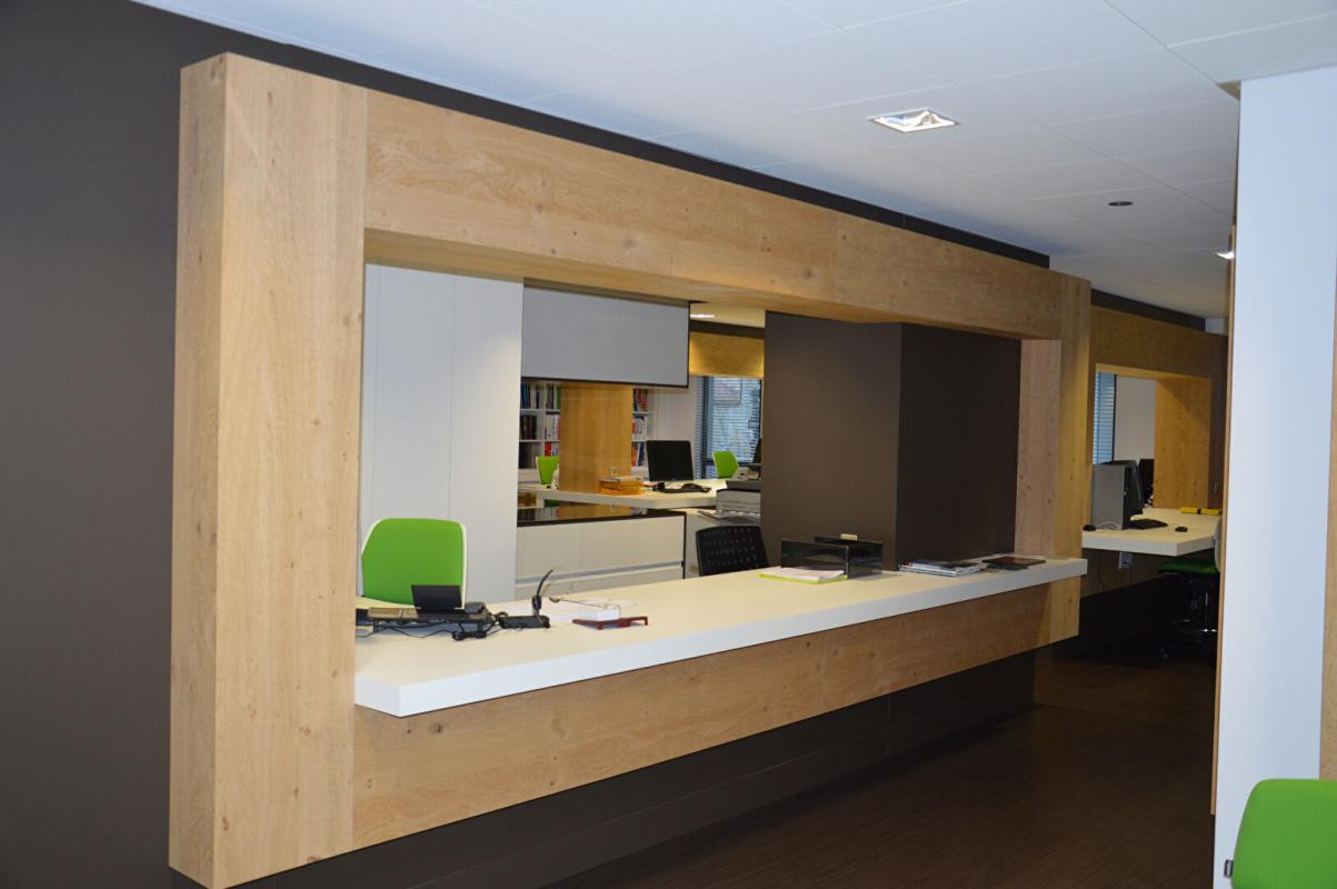 Local professionnel ROANNE - 180.80 m2