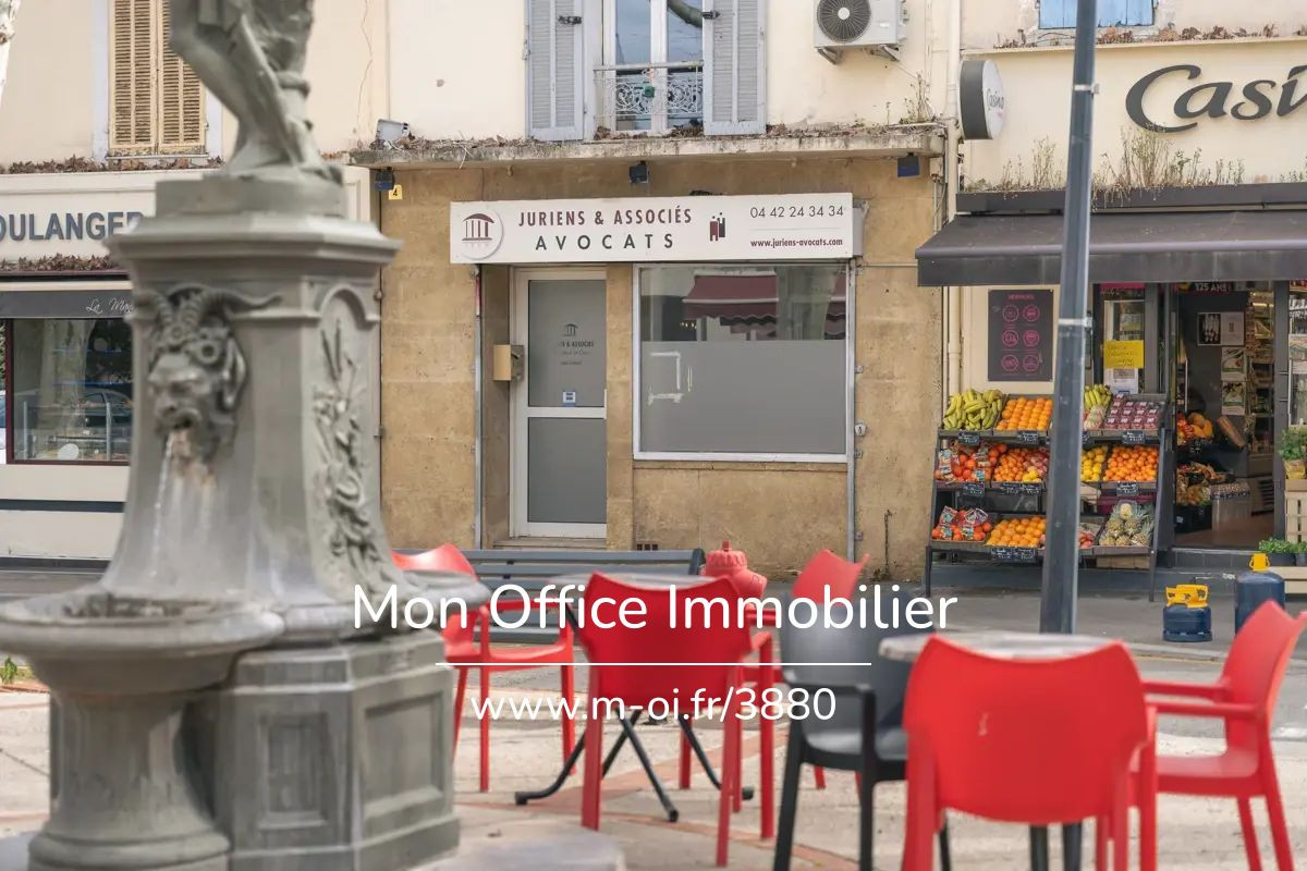 Référence : 3880-GDE - Local Professionnel rez de chaussée et étage , toutes activités