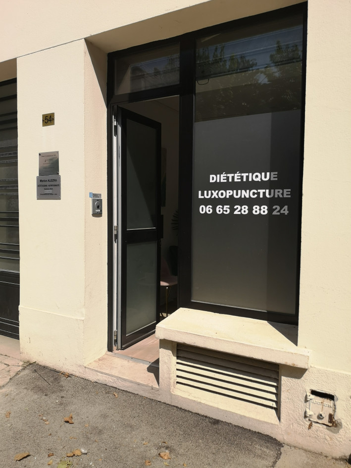 Local professionnel à Vanves