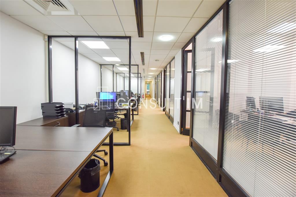 Triangle d'Or, à louer surface de bureaux