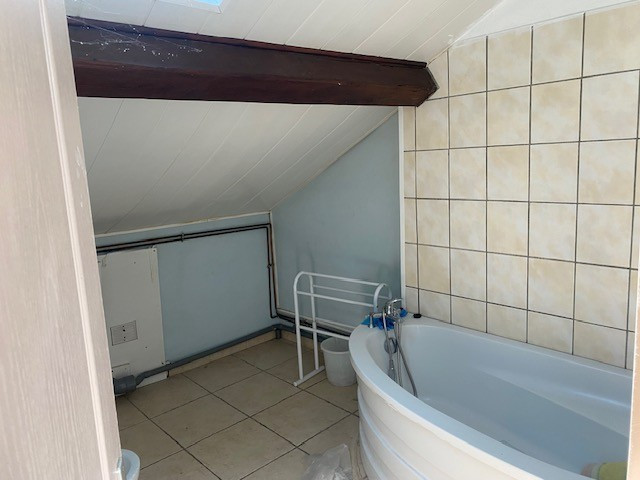 Bourg en Bresse - A vendre immeuble complet de 5 appartements