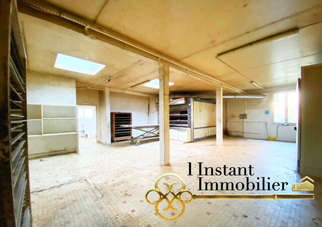 Immeuble Plouvorn 12 pièce(s) 443 m2