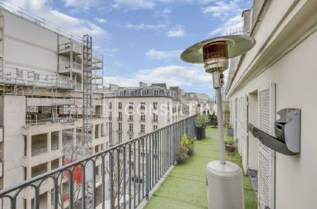 Tour Montparnasse, à louer une surface de bureaux de 646,5 m²