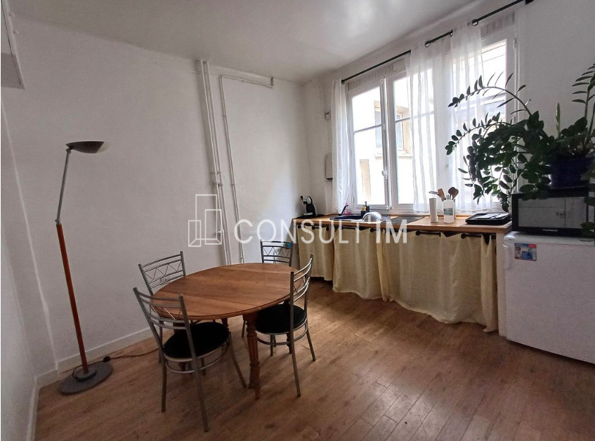 A louer, surface de bureaux de 30 m² en prestation de service