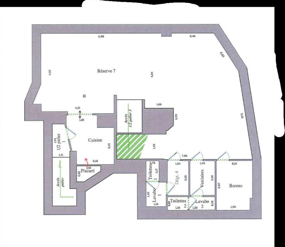 Emplacement numéro 1, Quartier Saint Michel, à louer boutique