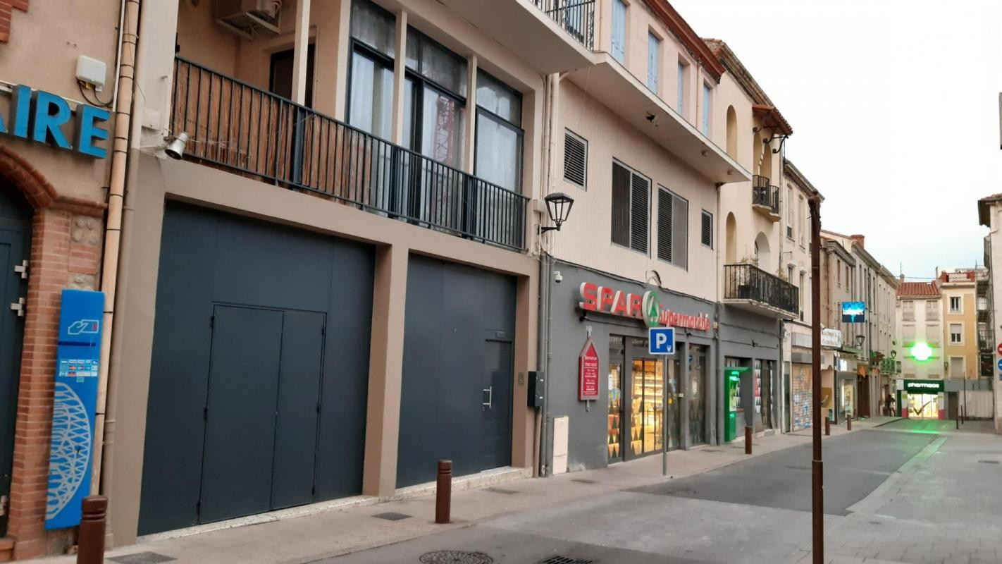 Local en plateau de 175 m² en rez-de-chaussée avec sanitaires