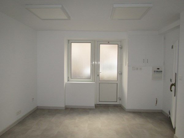 LOCAL COMMERCIAL OU LOCAL PROFESSIONNEL PARAMEDICAL