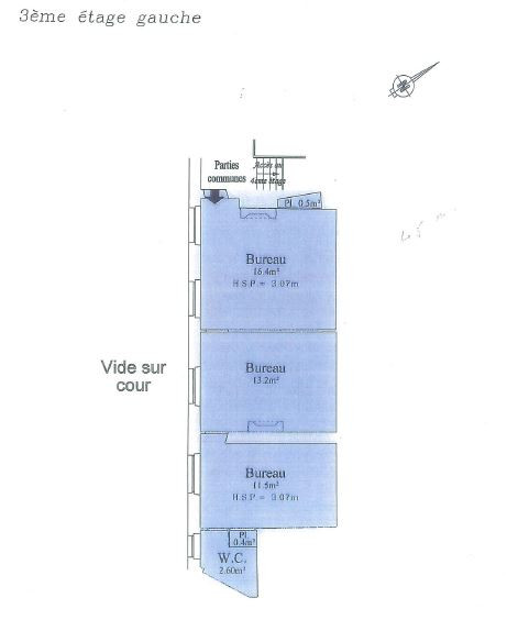Proche Saint Lazare, à louer bureau avec parquet, moulures et cheminées