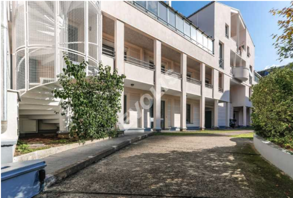 Locaux Médicaux en pied d'immeuble