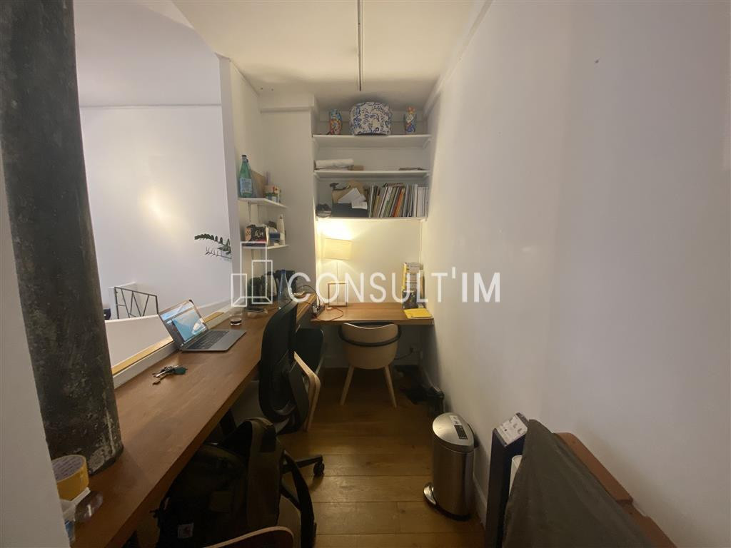 Bureau à louer idéalement situé rue Chaptal, à proximité des métros