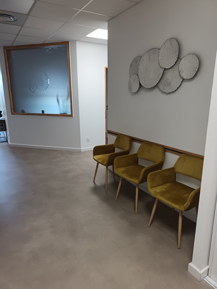 A louer cabinet 14m²