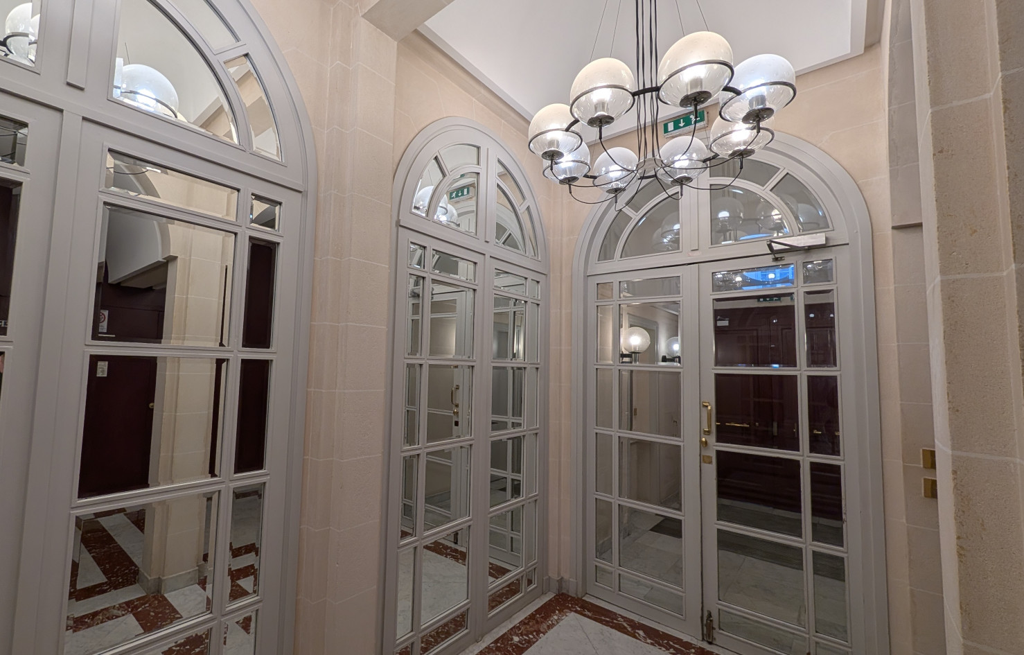 Cabinet rue Saint-Martin