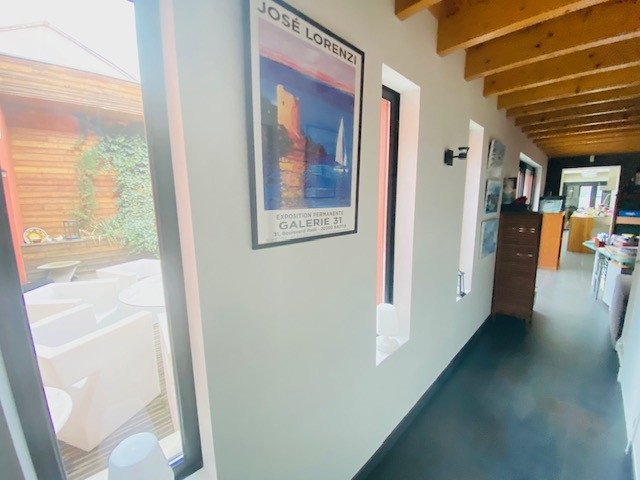 A VENDRE SPLENDIDE  LOFT  4 chambres PLEIN CENTRE VILLE 42300