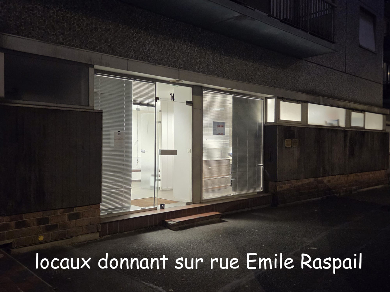 vente local médical composé de 3 cabinets