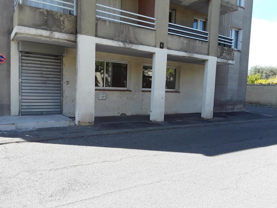 SANS FRAIS - LOCAL 120m² MIRAMAS