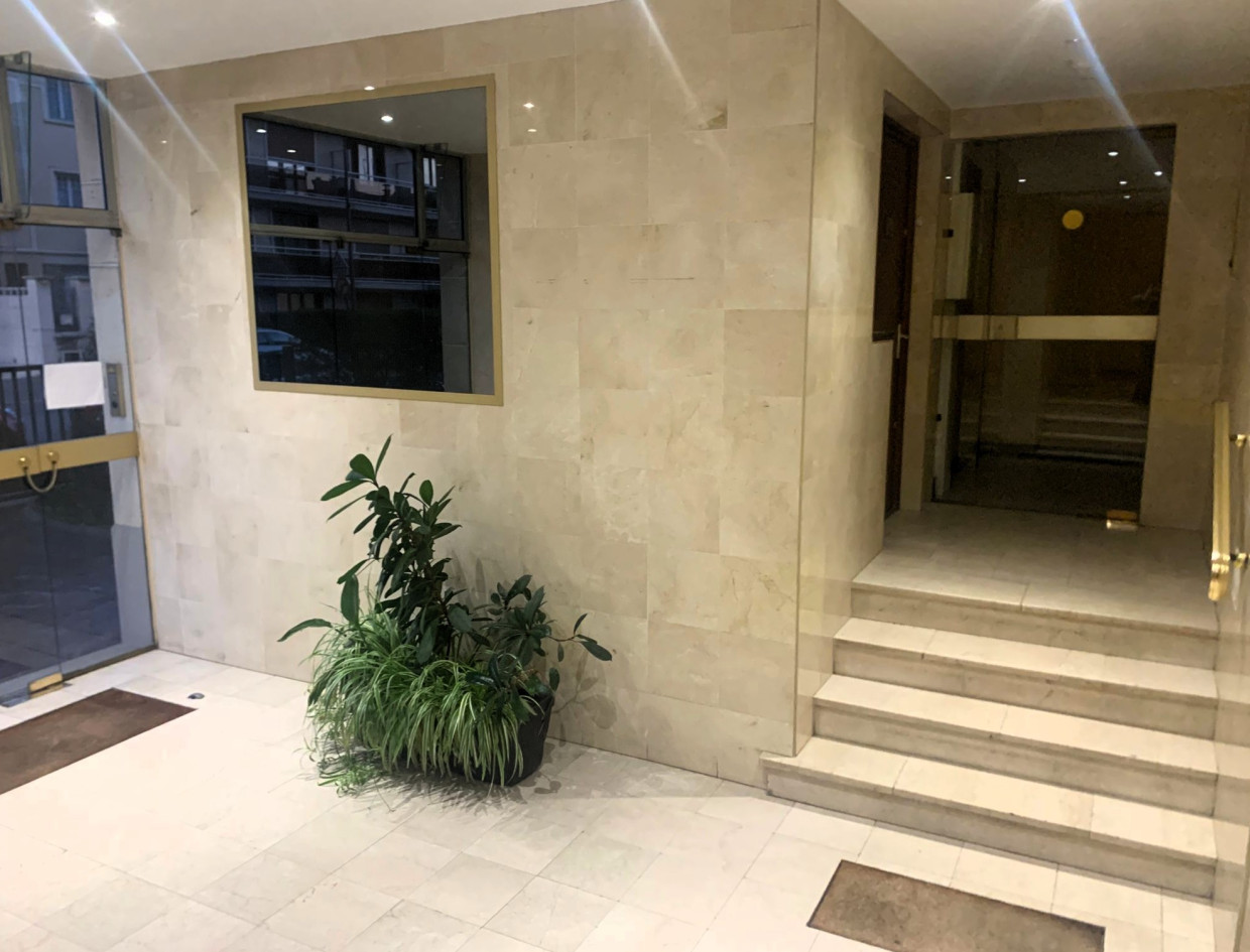 ⚕️Location Bureau Médical / Paramédical Refait à NEUF - 2 Bureaux - Salle d'attente - Cave d'archivage - Adresse Idéale ⚕️