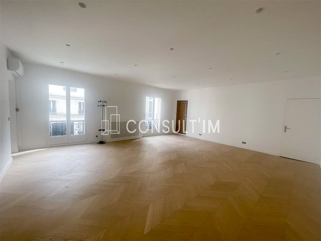 A louer bureau - 60m² - Avenue des Champs-Elysées