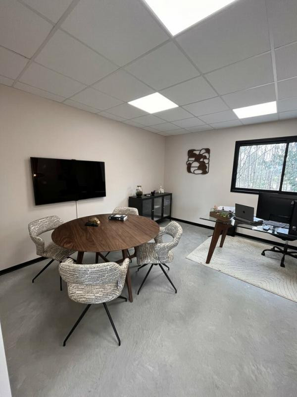 MIXTE ACTIVITES-BUREAUX à vendre