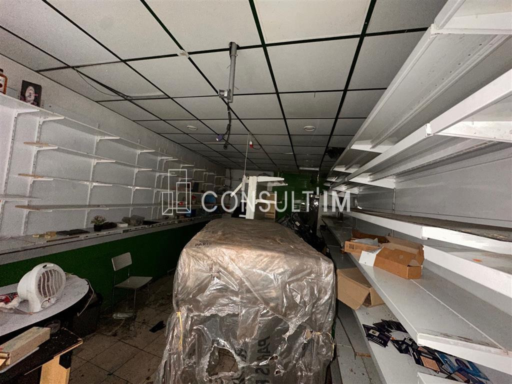 ééRue du Faubourg Saint-Martin, une boutique de 32 m2 en location pure disponible immédiatement !