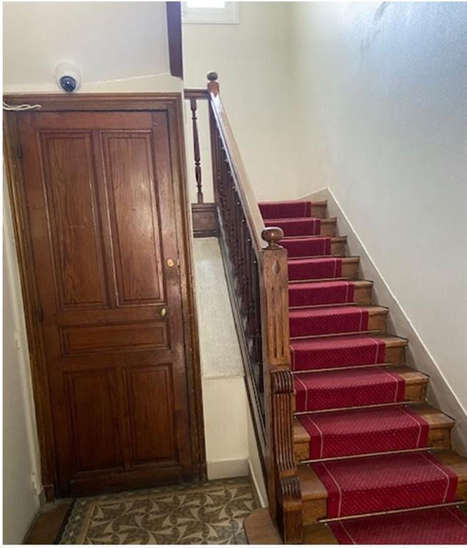 A toute proximité de la Porte de ST Cloud, locaux mixtes de 65 m² à louer