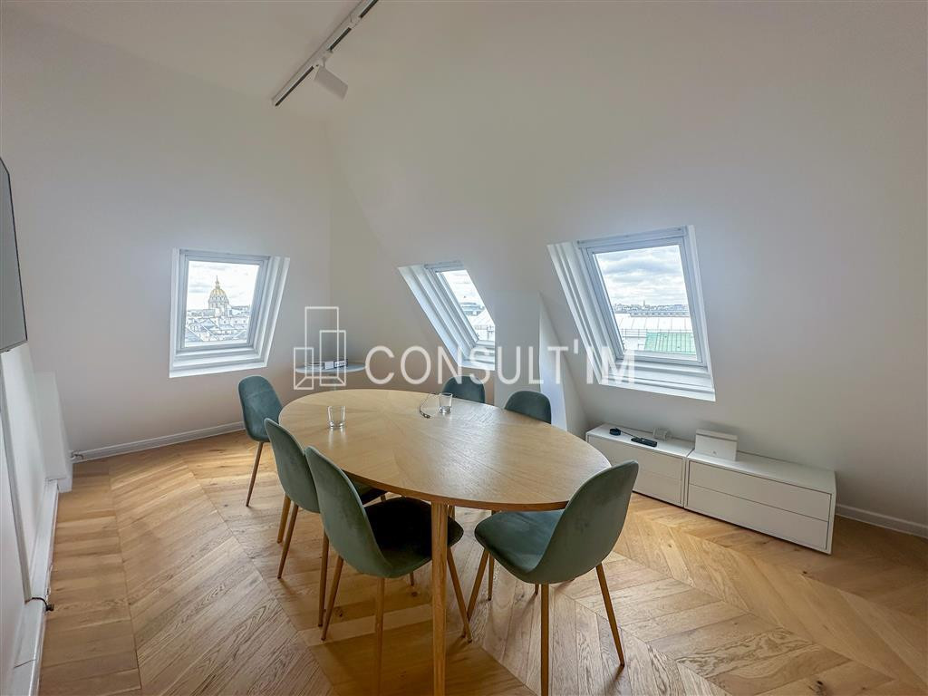 Dans un bel immeuble d'angle, à louer bureaux climatisés avec vue dégagée sur Paris