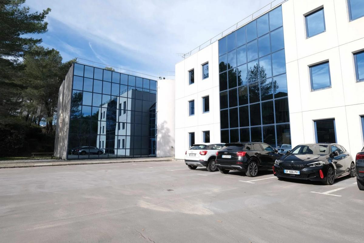 Bureaux en duplex de 438 m2 à Sophia-Antipolis