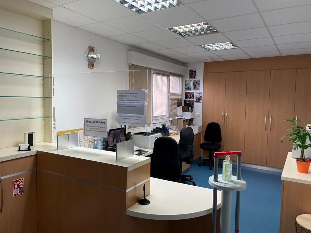 LOCAL PROFESSIONNEL ROANNE