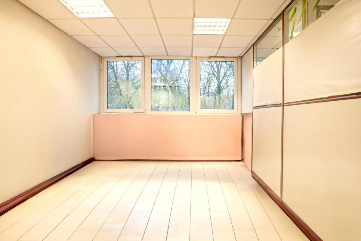 Vente - Bureau - 117,56 m² - 368 500 € - SEYNOD