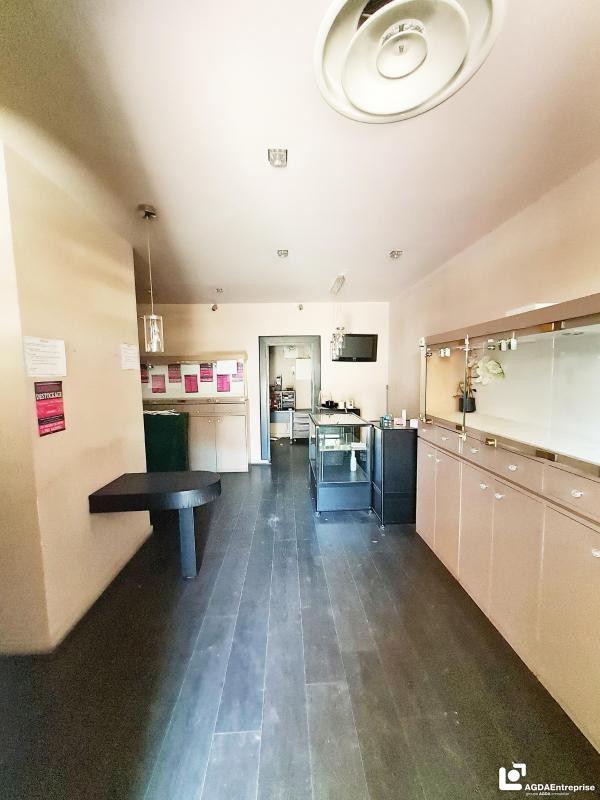 Location - Local commercial - 51,47 m² - 13 800 €/an HC HT -