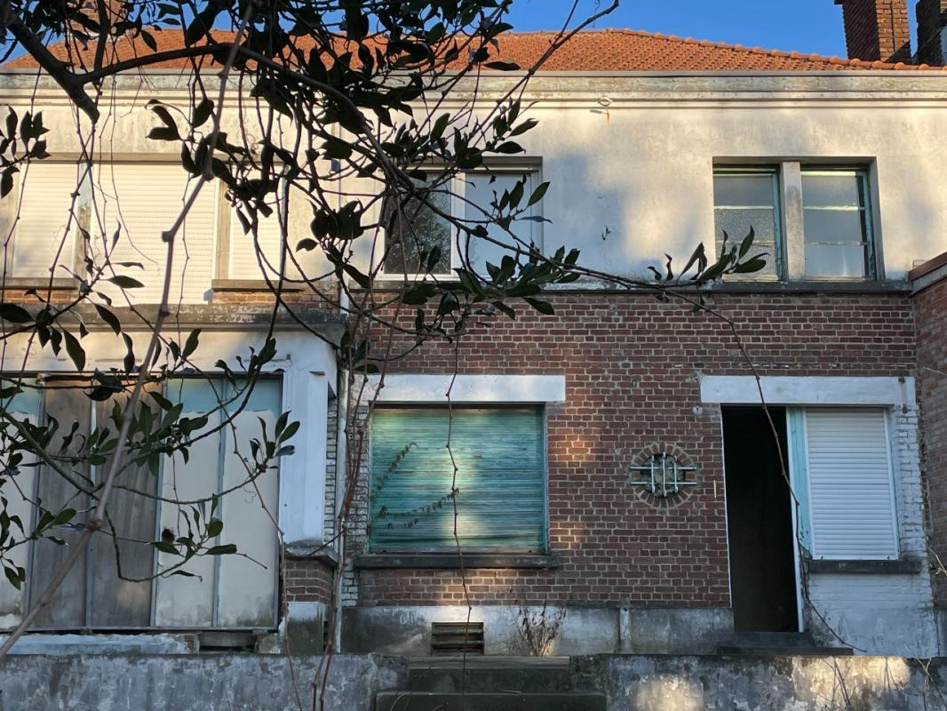 Immeuble de 200 m² à rénover sur Noeux les Mines