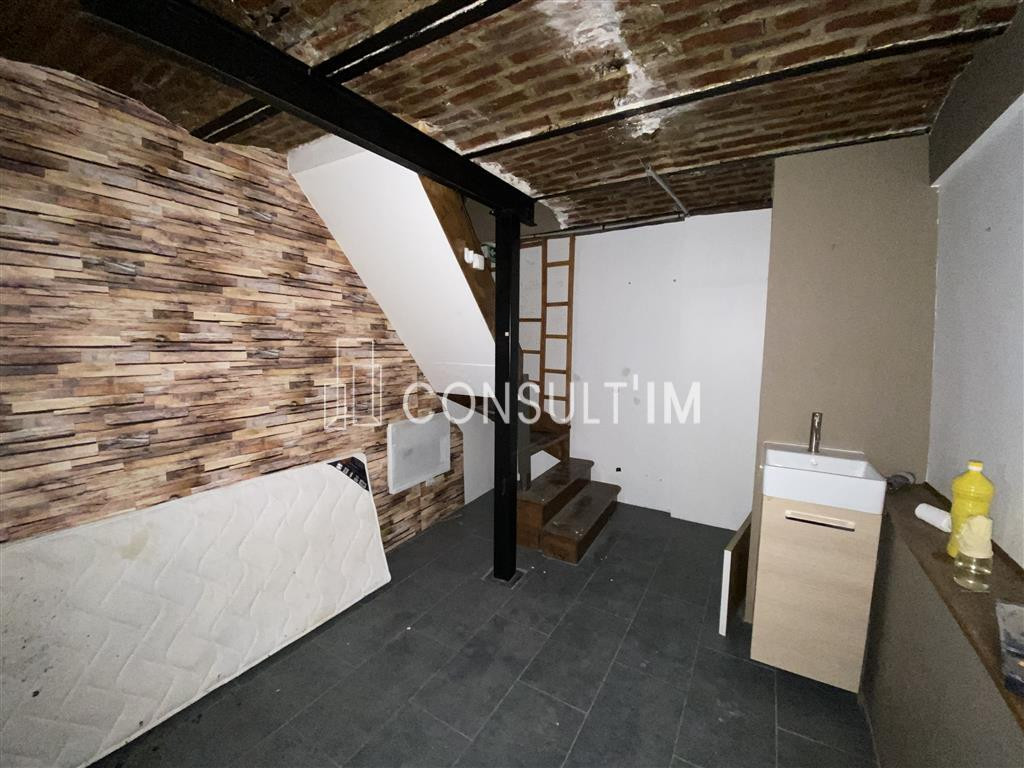 Boutique en location pure dans le Sentier de 48m²