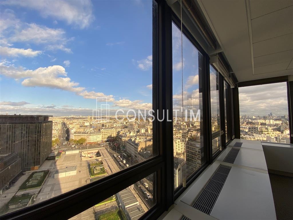 Tour Montparnasse, à louer une surface de bureaux de 352,5 m²