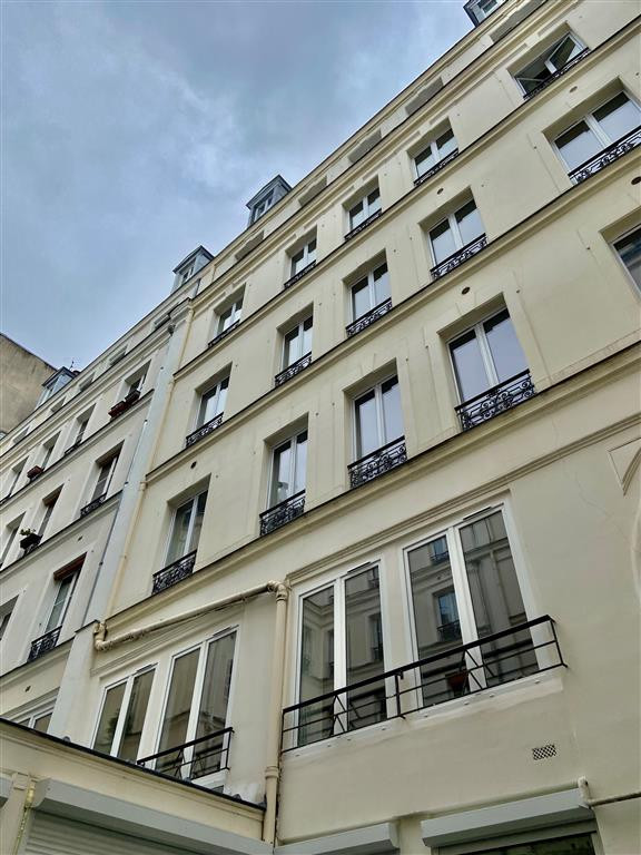 Métro Bonne Nouvelle, des bureaux rénovés