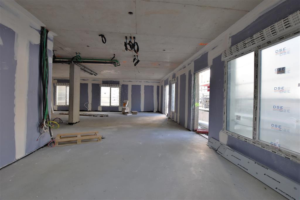 Noisy le Sec, à louer local commercial de 132,41 m²