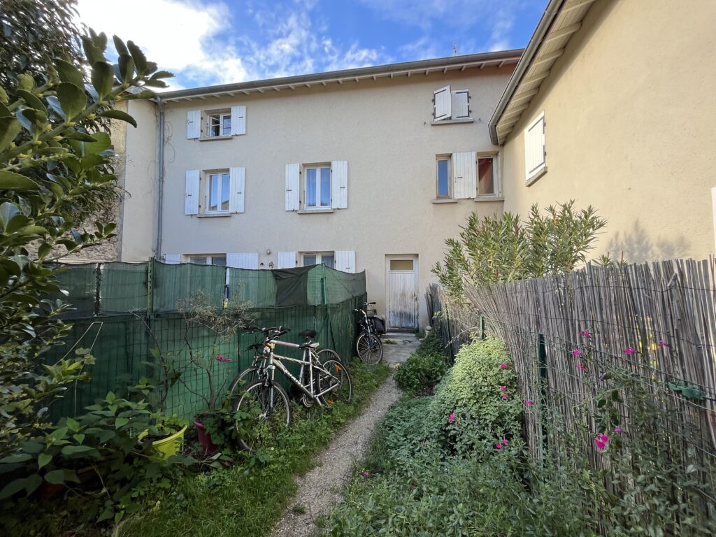 A vendre Immeuble  Bourg-de-Péage 26300