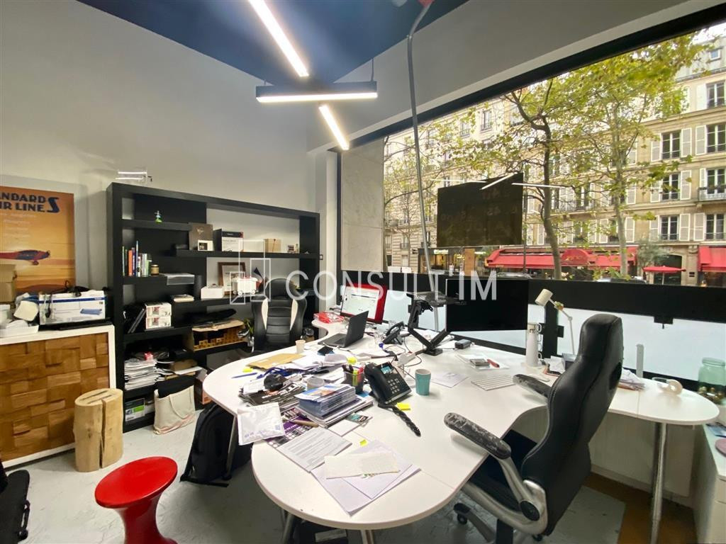 Bureaux atypique à louer de 308m² dans le 17ème