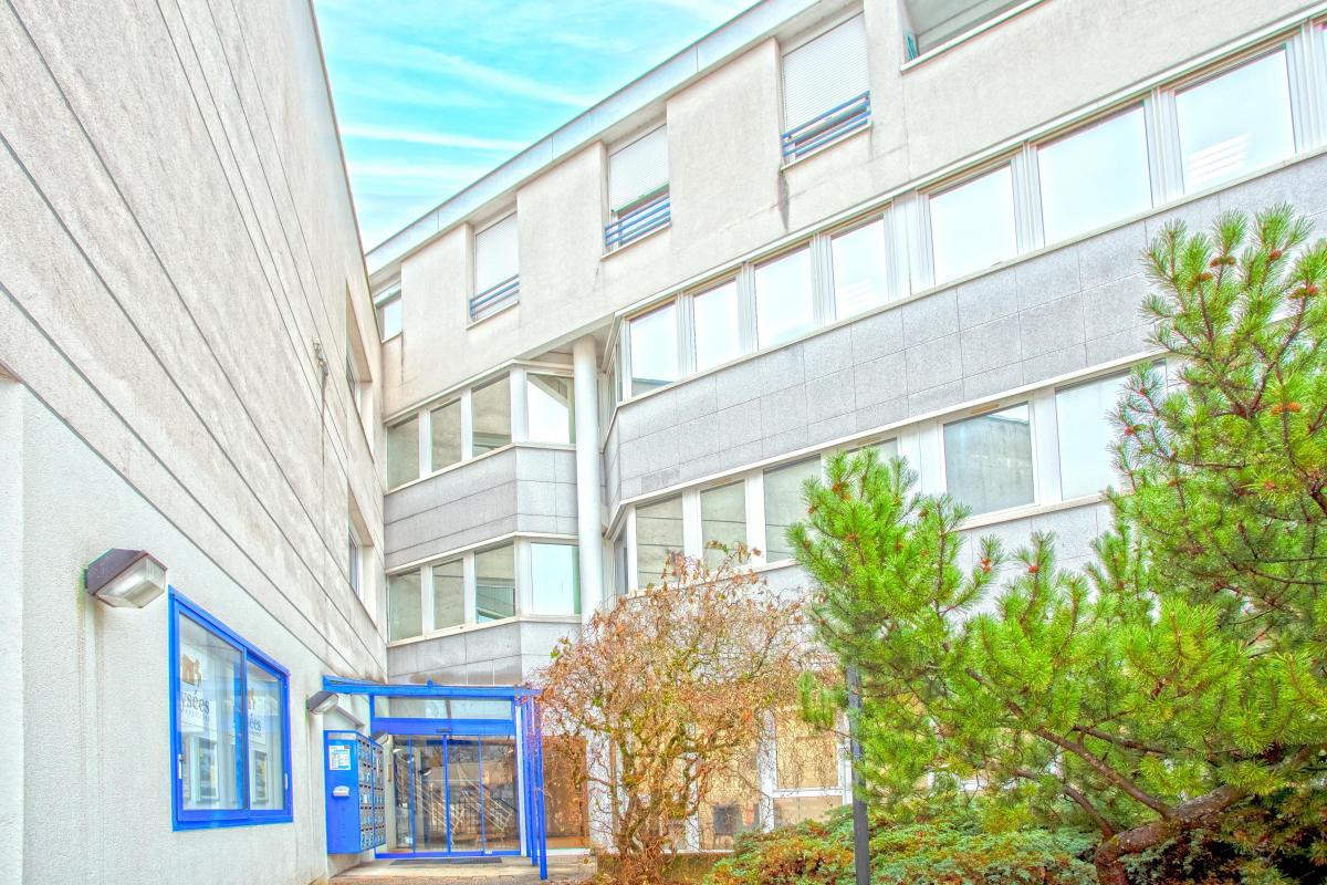 Vente - Bureau - 117,56 m² - 368 500 € - SEYNOD