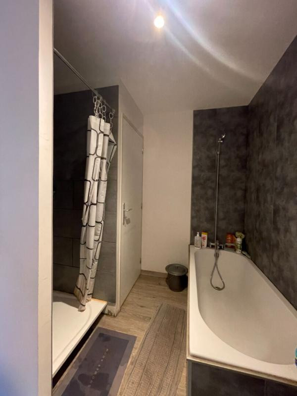 Immeuble Roanne 12 pièce(s) 251.22 m2