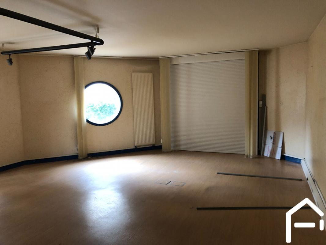 Bureaux à 100 Mètres du Palais de Justice - Perigueux 300 m2