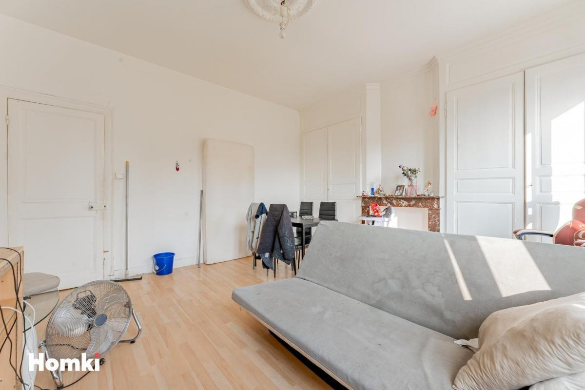 Sin Le Noble immeuble de Rapport 3 logement et cellule commerciale