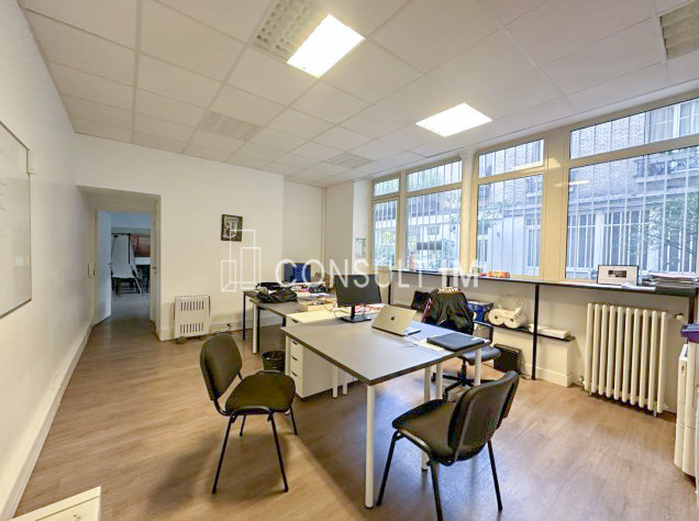 Bureaux à louer type atelier/loft