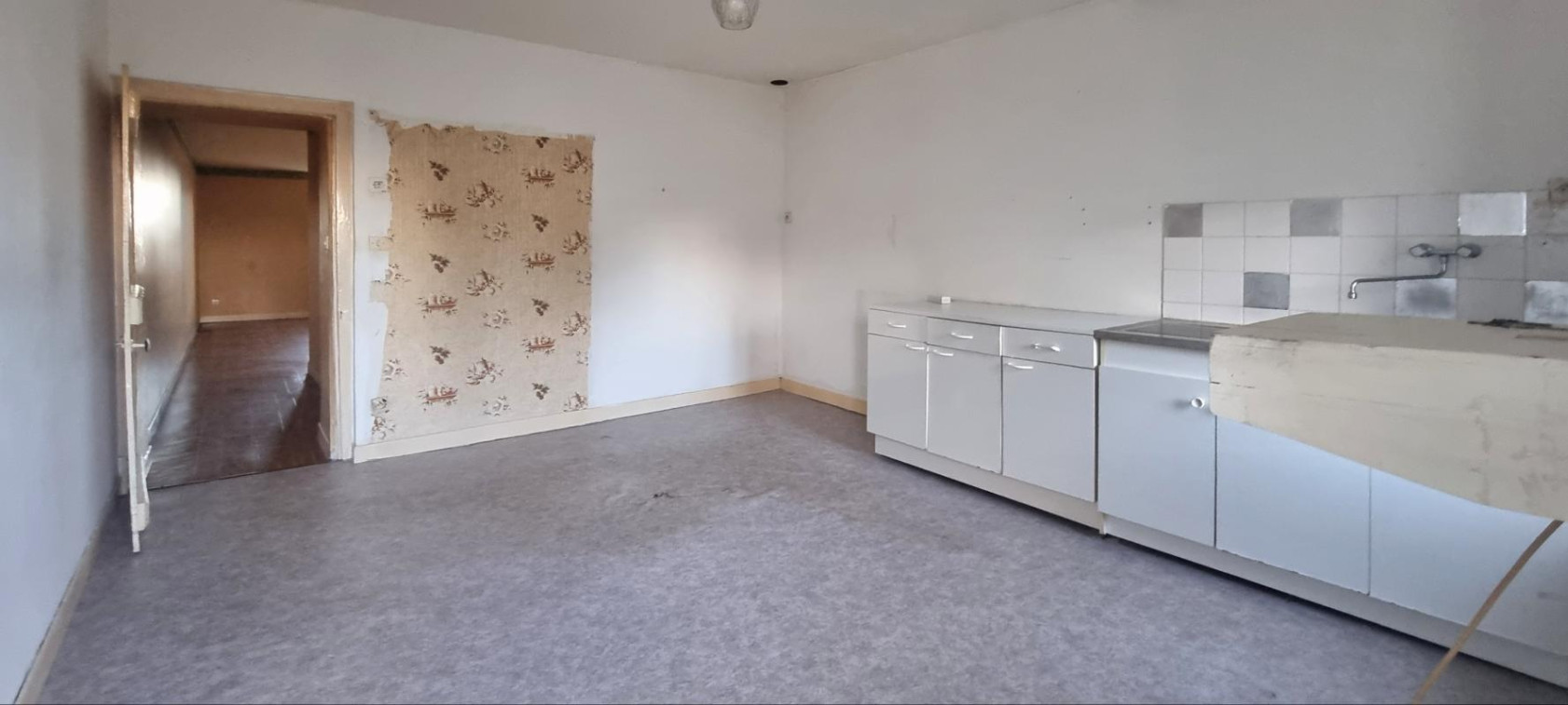 EN VENTE  A LA TOURLANDRY - Immeuble Locatif Libre - 2 Logements